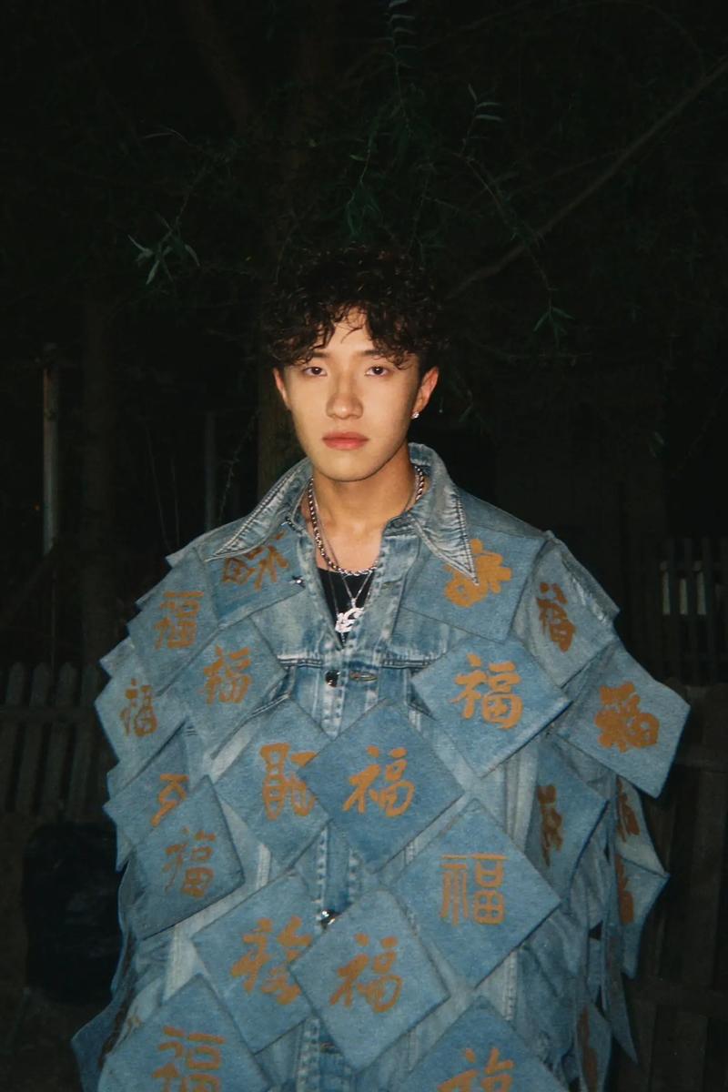 19 岁 Rapper 潮水歌词特点：热血沸腾，充满青春活力